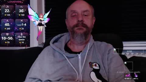 Snapshot of hardmrlazy chatting on 10.11.25 MrLazy online show from 10.11.25
