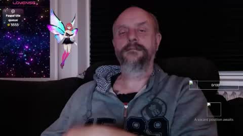 Snapshot of hardmrlazy chatting on 10.12.25 MrLazy online show from 10.12.25