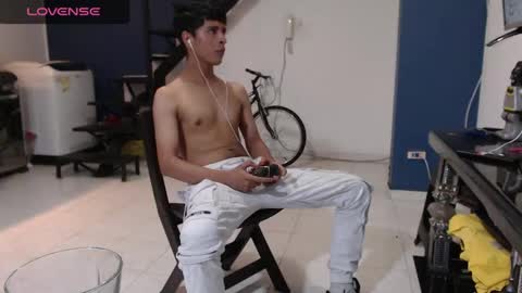 Snapshot of hardsexlove08 chatting on 02.12.25 Andres Dean online show from 02.12.25