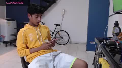 Snapshot of hardsexlove08 chatting on 02.16.25 Andres Dean online show from 02.16.25