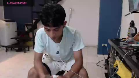 Snapshot of hardsexlove08 chatting on 02.22.25 Andres Dean online show from 02.22.25