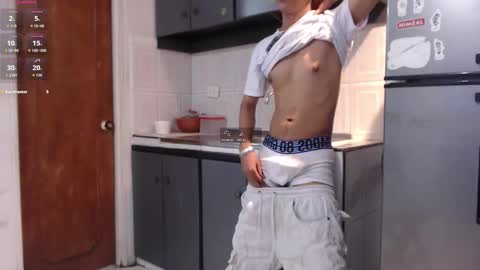 Snapshot of hardsexlove08 chatting on 11.04.25 Andres Dean online show from 11.04.25