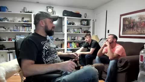 Snapshot of hardworkertn chatting on 11.10.25 hardworkertn online show from 11.10.25