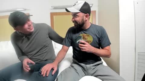 Snapshot of hardworkertn chatting on 11.21.25 hardworkertn online show from 11.21.25