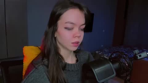 Snapshot of haribo_asmr chatting on 02.24.25 Miss Hari online show from 02.24.25