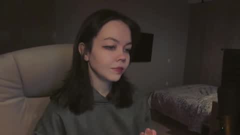 Snapshot of haribo_asmr chatting on 10.05.25 Miss Hari online show from 10.05.25