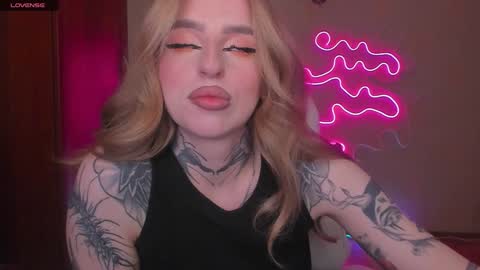 Julia online show from 12.12.24