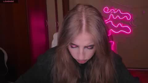 Julia online show from 03.08.25