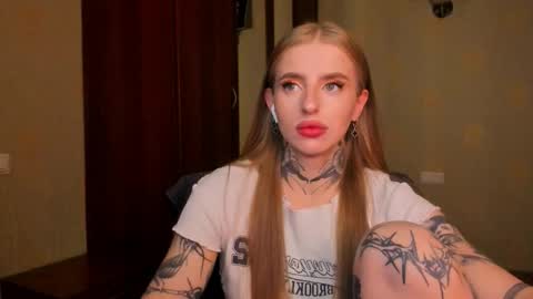 Julia online show from 09.15.25