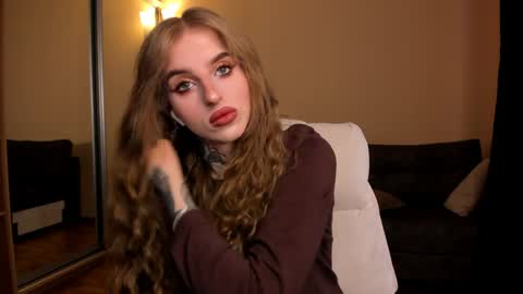 Julia online show from 03.31.26