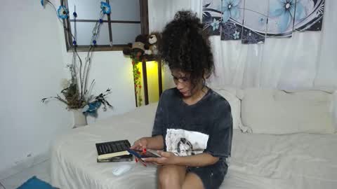 Snapshot of harley_quinns1 chatting on 12.14.24 harley_quinns1 online show from 12.14.24