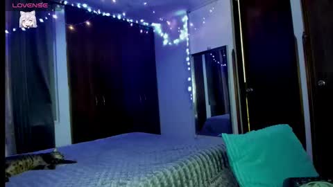 Natii  online show from 02.24.25