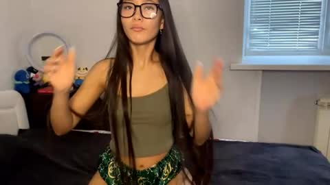 Naomi online show from 10.17.25