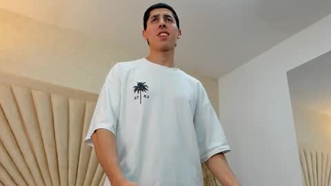   H  K   online show from 10.07.25