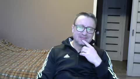 Snapshot of harrysnake chatting on 12.03.24 HarrySnake online show from 12.03.24