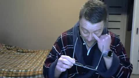 Snapshot of harrysnake chatting on 12.10.24 HarrySnake online show from 12.10.24