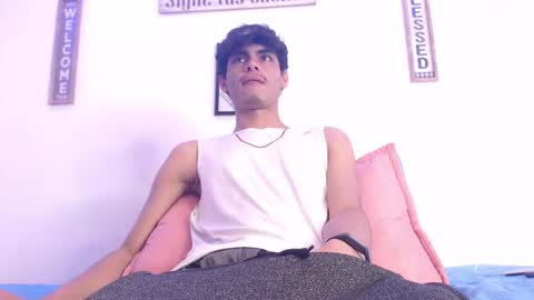 Snapshot of harrythomson1 chatting on 03.03.25 harry thomson online show from 03.03.25