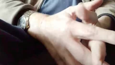 hartl1112 online show from 10.15.25