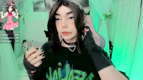 Snapshot of haru_lee chatting on 02.12.25 Haru online show from 02.12.25