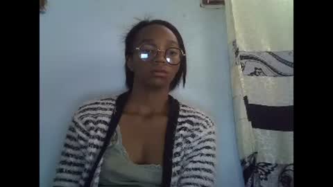 Snapshot of harysette chatting on 02.18.25 harysette online show from 02.18.25