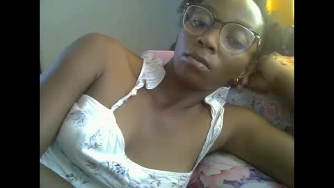 Snapshot of harysette chatting on 03.25.26 harysette online show from 03.25.26