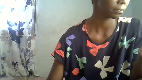 Snapshot of harysette chatting on 05.20.26 harysette online show from 05.20.26