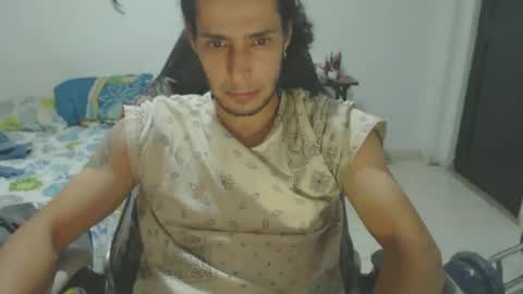 Snapshot of hasani_savala chatting on 09.18.25 Hasani online show from 09.18.25
