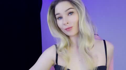 Anna online show from 02.22.26