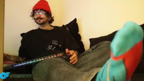 Snapshot of hatsumotokyoto chatting on 01.30.25 More content 2 online show from 01.30.25