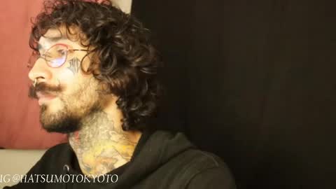 Snapshot of hatsumotokyoto chatting on 02.16.25 More content 2 online show from 02.16.25