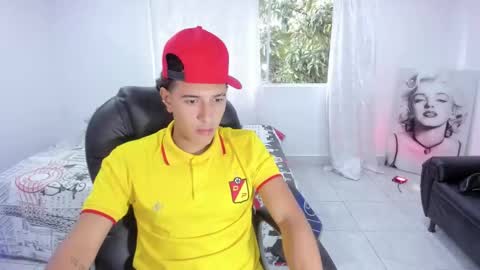 Hayen Boy online show from 10.15.25