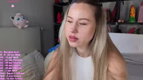 Haylee online show from 04.22.26