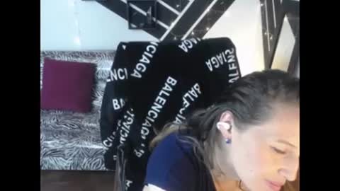 hayley miller online show from 02.14.25