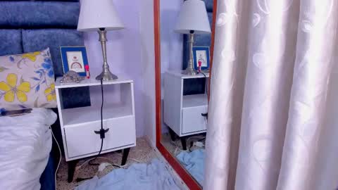 hazel_lanee online show from 11.14.25