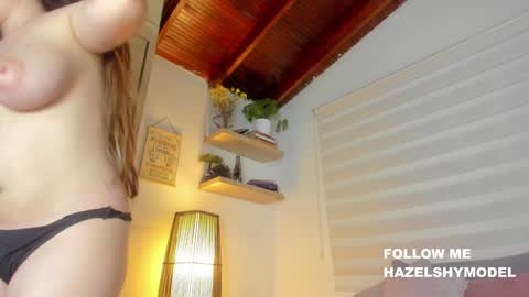 Snapshot of hazel_shy chatting on 12.03.24 Im Hazel online show from 12.03.24