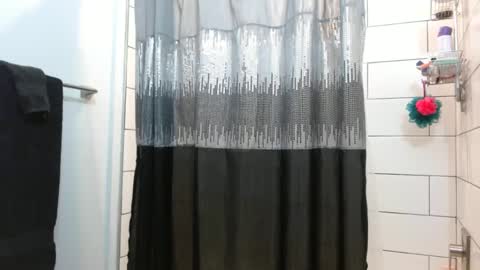 Hazel online show from 03.03.25