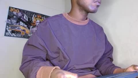 Snapshot of hazlan_420 chatting on 10.31.25 hazlan_420 online show from 10.31.25