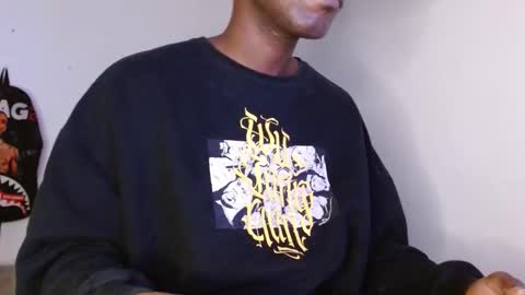 Snapshot of hazlan_420 chatting on 11.17.25 hazlan_420 online show from 11.17.25