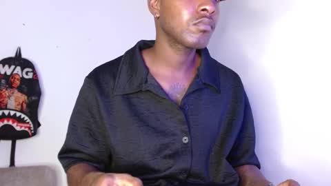 Snapshot of hazlan_420 chatting on 11.28.25 hazlan_420 online show from 11.28.25