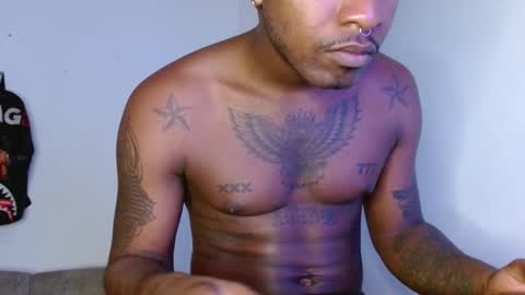 Snapshot of hazlan_420 chatting on 12.14.25 hazlan_420 online show from 12.14.25