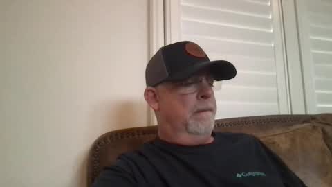 Snapshot of hdeuce22 chatting on 02.18.26 Hdeuce22 online show from 02.18.26