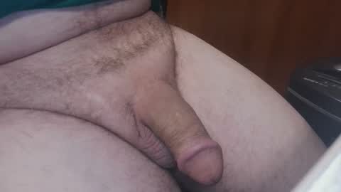 Snapshot of hdmaturecutcock chatting on 10.31.25 Eddy online show from 10.31.25