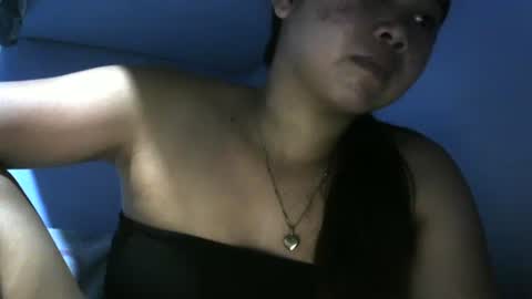 Snapshot of healyn chatting on 12.12.24 healyn online show from 12.12.24