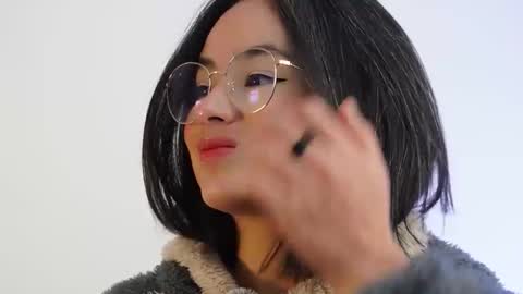 hearmymoans_18 online show from 01.12.26