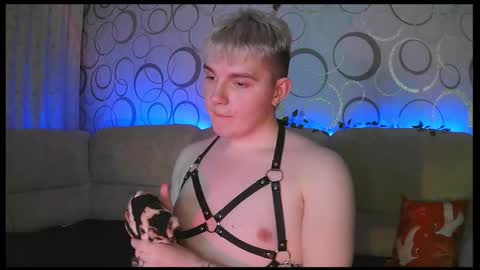 Snapshot of heatctrl chatting on 02.24.26 Justin online show from 02.24.26