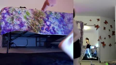 Snapshot of heaveniabb chatting on 11.18.25 Helen online show from 11.18.25