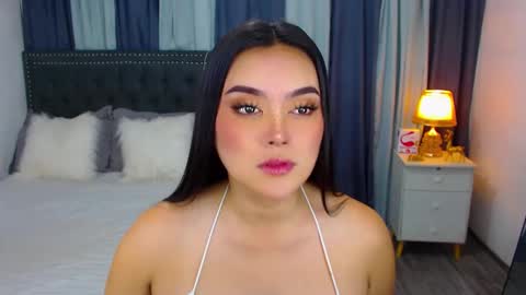 Snapshot of heavenlytransx chatting on 02.06.25 ITS FREE TO ASK online show from 02.06.25