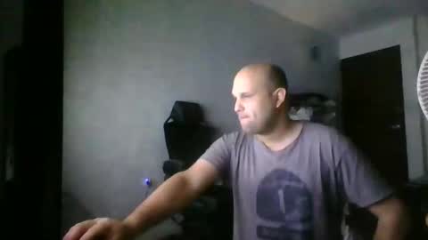 Heavy Rebell online show from 01.07.25