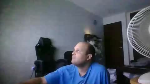 Heavy Rebell online show from 02.15.25