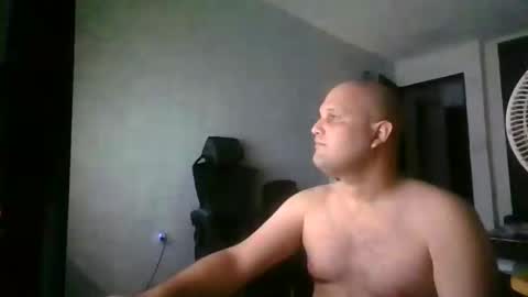 Heavy Rebell online show from 02.26.25